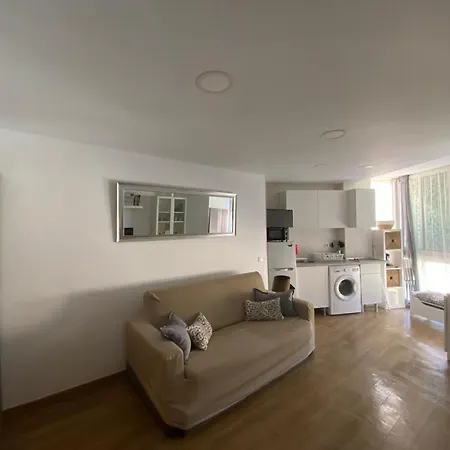 Precioso Apartamento En Primera Linea De Playa.
